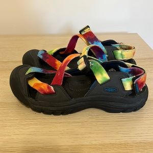 Keen Sandals size 8.5